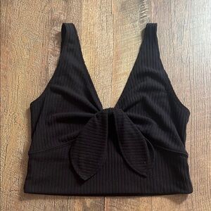 Black Ribbed Knot Front Top